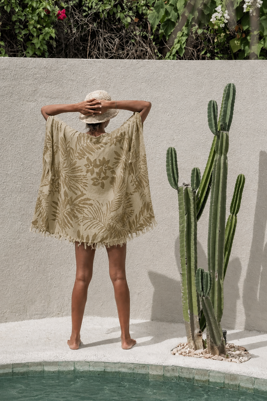 Tropicana Poncho