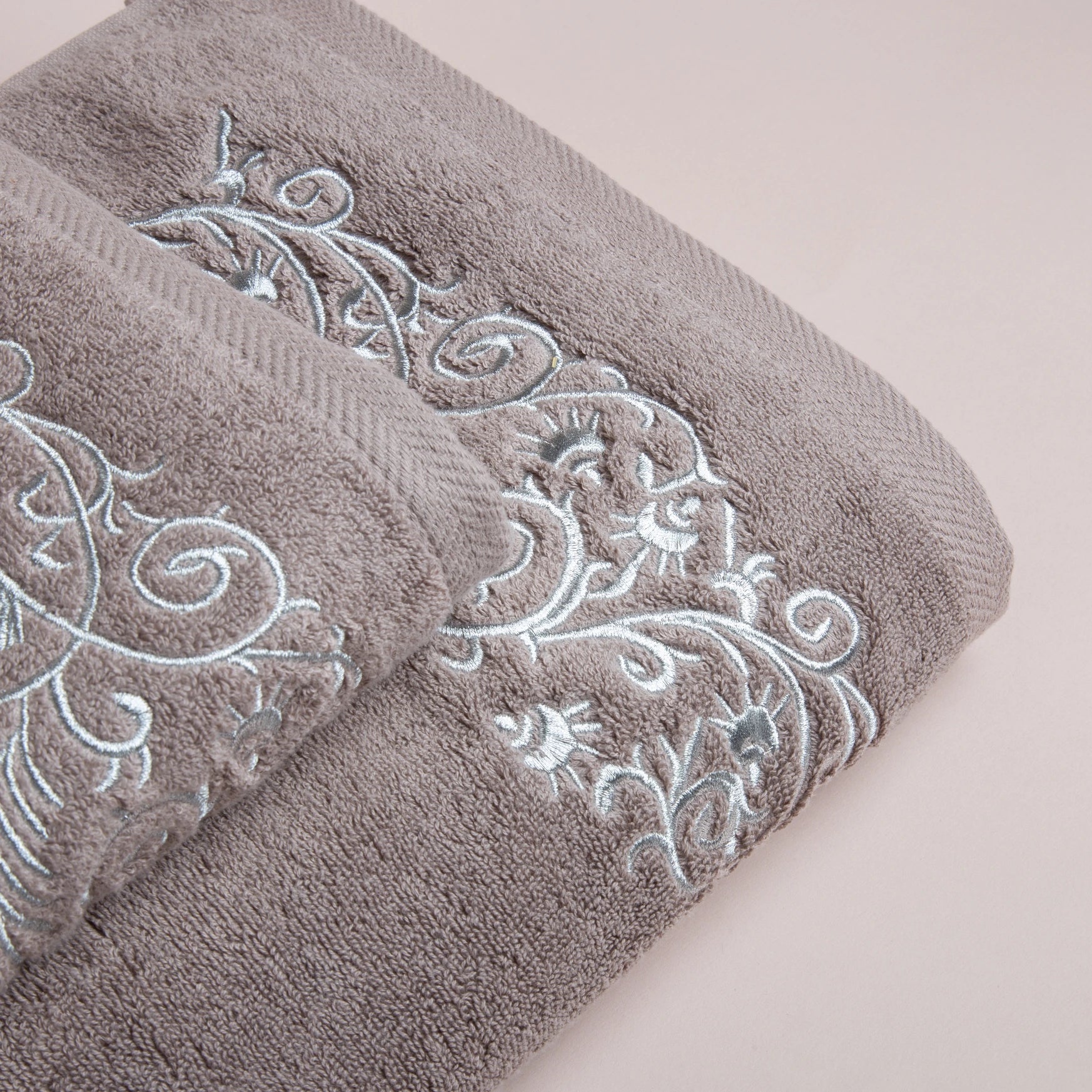 Kinar Towel with Silver Embroidery