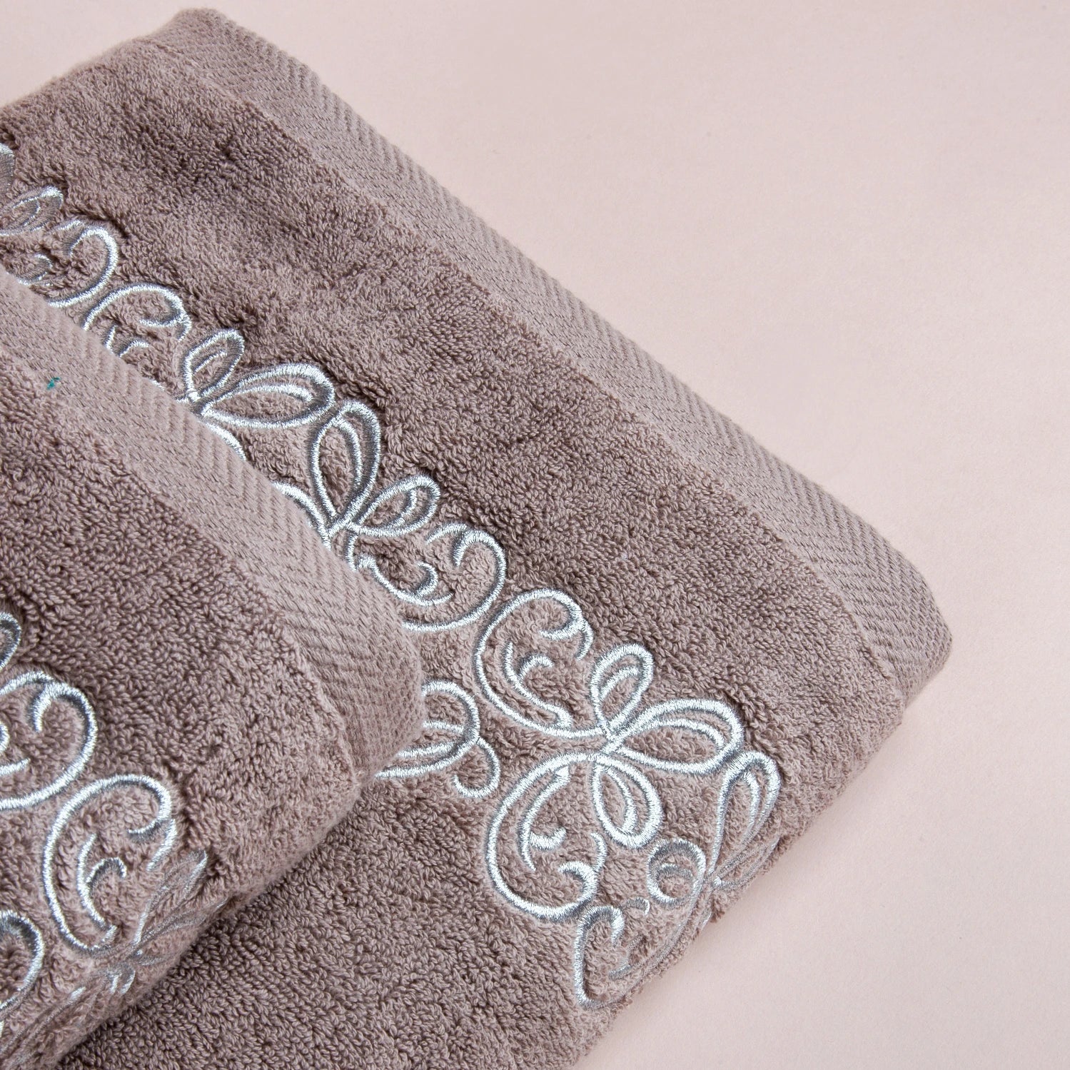 Selsela Towel with Silver Embroidery