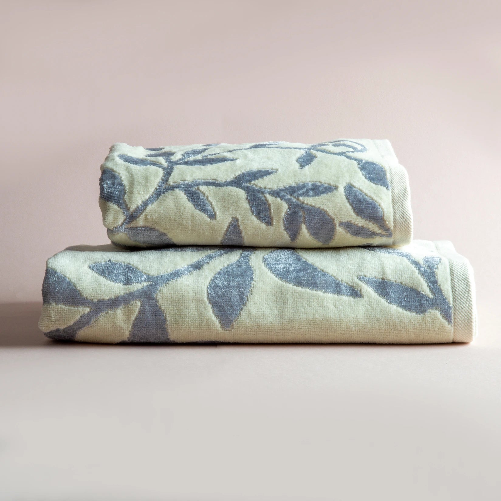 Leaf Velour Towel